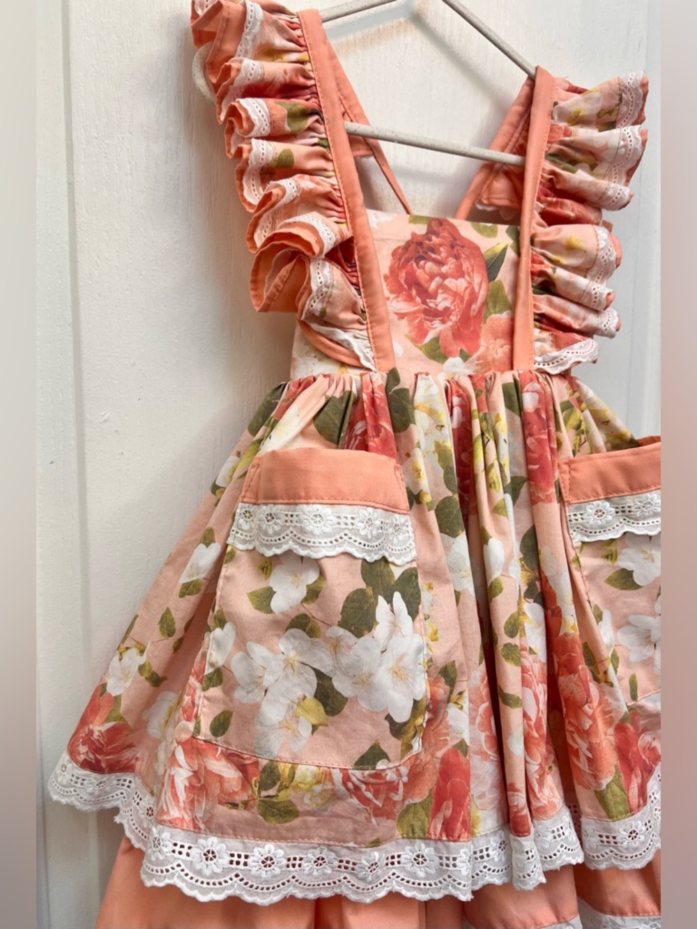 Monika Studio Girls Floral Ruffle Pinafore Dress - Peach/Coral  Floral Size 4 T - Picture 8 of 13